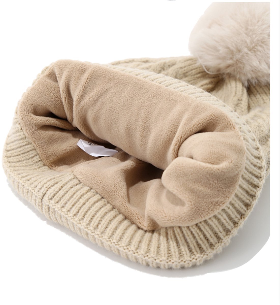 Women’s Winter Hat Scarf and Gloves Set – Beige Cable Knit 3-Piece Set