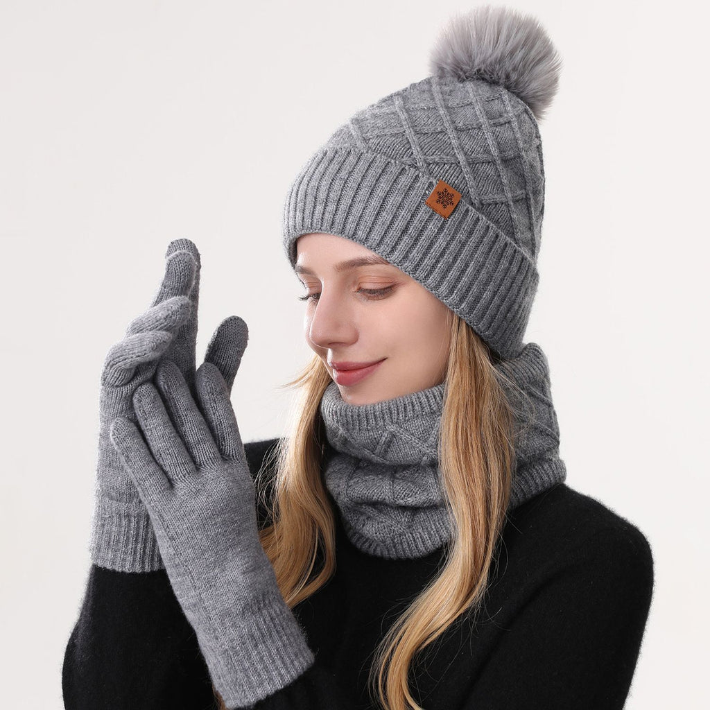 Women Gray Argyle 3-Piece Set-Hat Scarf and Gloves