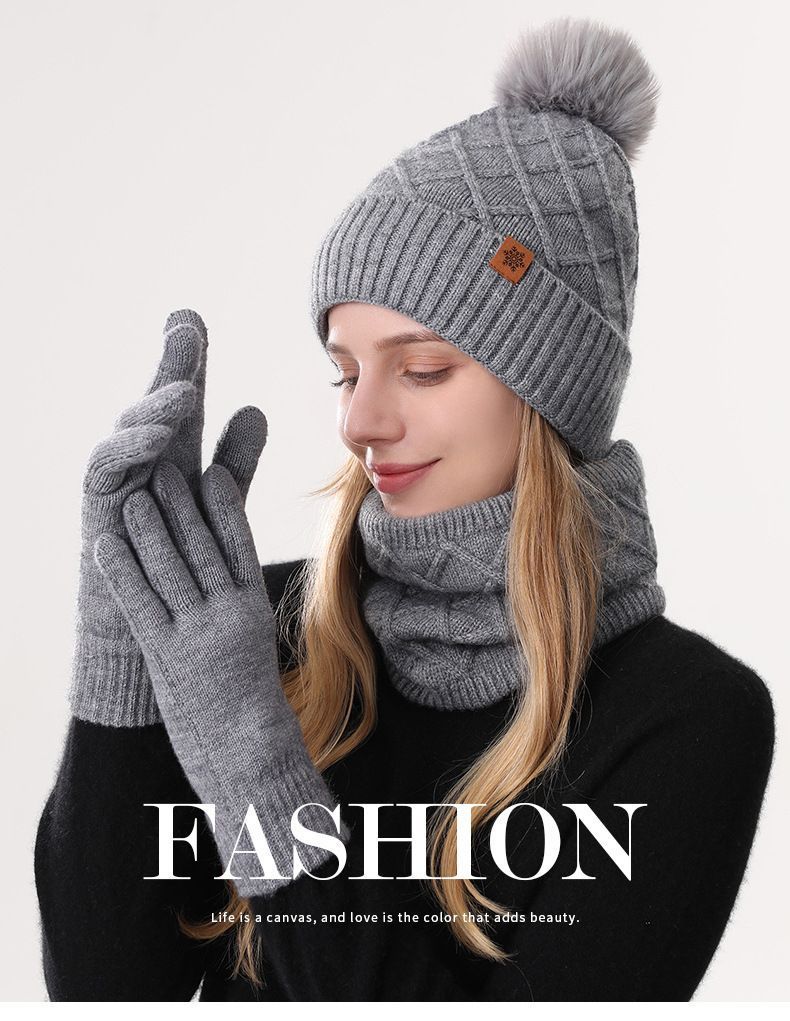 Women Red Argyle 3-Piece Set-Hat Scarf and Gloves